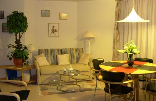 Flims Apartment | Panorama A23 Fitzi - Ferienwohnung für 1-2 Personen