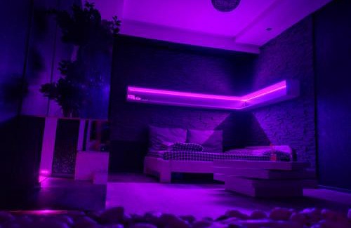 Centrul Nou Apartment | Panoramic Studio - Jacuzzi & Parking