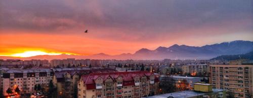 Centrul Nou Apartment | Panoramic Studio - Jacuzzi & Parking