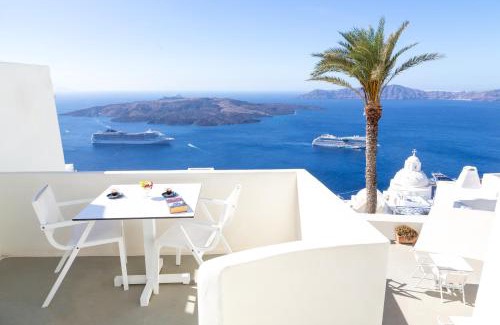 Fira Apartment | Pantelia Suites