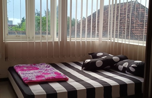 Dinoyo House | PAPADAAN Homestay Syariah Batu