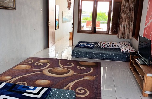 Dinoyo House | PAPADAAN Homestay Syariah Batu