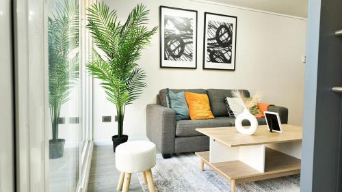 Downtown Santiago Apartment | PAR Modern and Natural Apartment