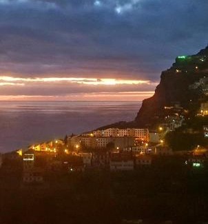 Camara de Lobos House | Paraíso Pico da Torre