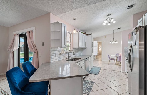 Port Saint Lucie House | Paradise! 3 Bedroom home with private pool, outdoor living space, and lanai
