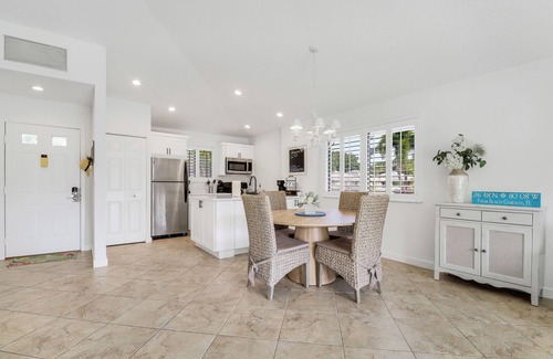 Palm Beach Gardens Cottage | Paradise Awaits! PGA Paradise Cottage II