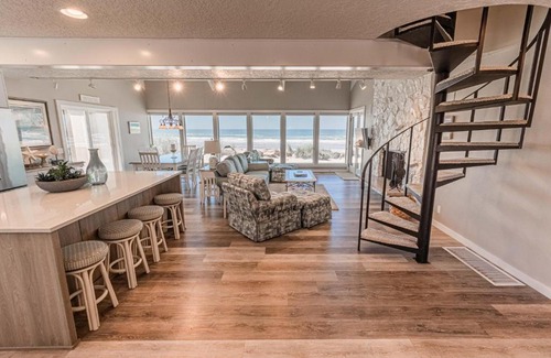Neskowin House | Paradise Found