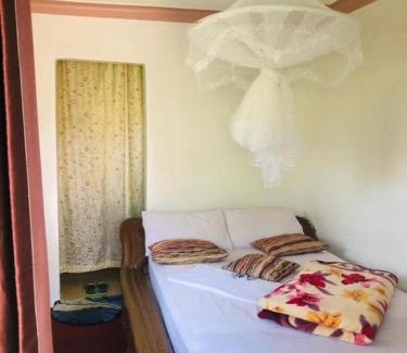 Kampala Bed & Breakfast | Paradise Gardens Kajjansi