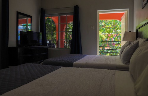 West End Hotel | Paradise On The Rocks Hotel