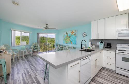 Tavernier House | Paradise Palms Ocean Pointe 1206