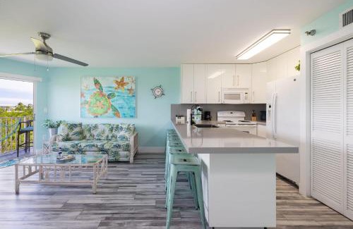 Tavernier House | Paradise Palms Ocean Pointe 1206