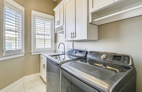 Holiday Isle House | Paradise Pointe - Gorgeous 4 BR home with pool by RedAwning