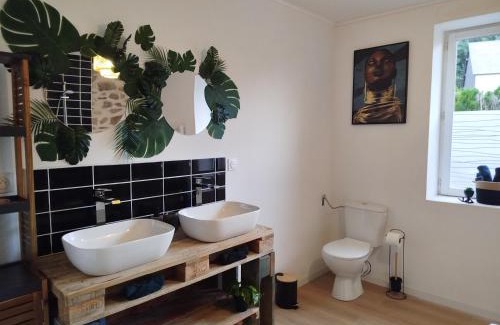 Moux-en-Morvan Bed & Breakfast | Parenthèse Aiyanna