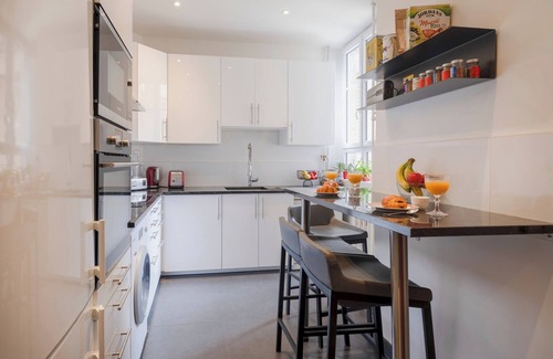 Neuilly-sur-Seine Apartment | Paris Palais des Congrès Residence