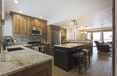Park Meadows House | Park Meadows Townhome - Park City Skiing - On Bus Route