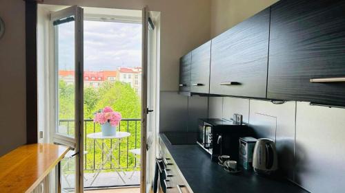 Andel Apartment | Park View Apartment Anděl