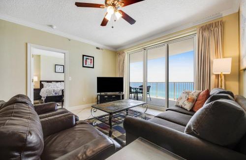 Long Beach House | PARKING INCLUDED-Beachfront 2BD Ocean Villa! Gorgeous Amenities, Private Complex