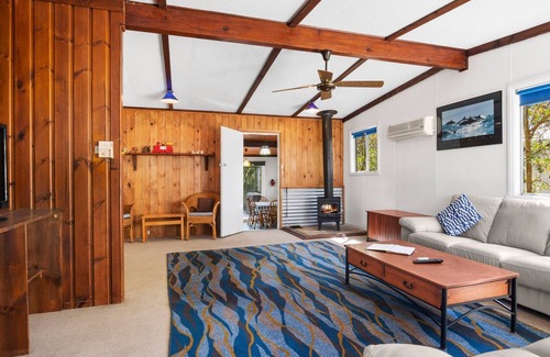 Torquay Cottage | Parkside Beach House 4