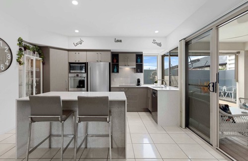 Parrearra House | Parrearra Oasis: Family Home, Pool, Pet-Friendly