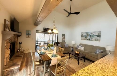 Osage Beach House | Partee Bungalow At Margaritaville