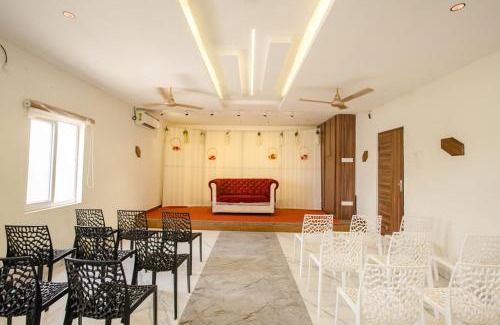 Palladam Hotel | Parva Residency