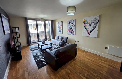 Theatreland Birmingham Apartment | Pass the Keys | Modern 2 Bedroom Oasis in The Arcadian Birmingham
