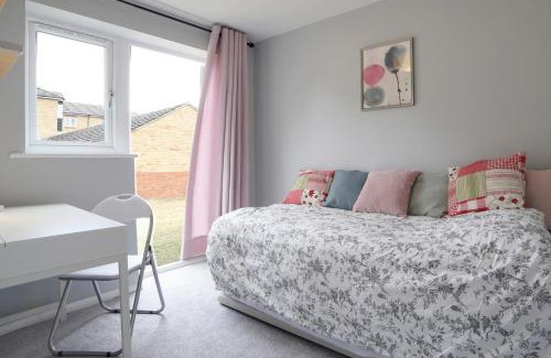 Cherry Hinton House | Pass the Keys Renovated Sunny Home Pass the Keys