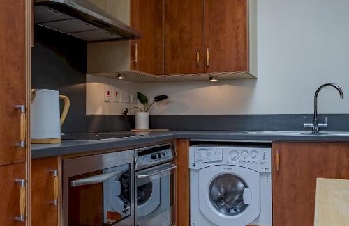 Theatreland Birmingham Apartment | Pass the Keys Top Floor Penthouse 2 Bed Central City View