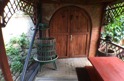 Gyongyospata Bed & Breakfast | Patavár Panzió Étterem ***