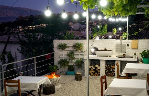 Gjirokaster House | Patio Rooms Gjirokaster