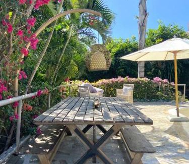 La Preneuse House | Patraka - 'No worries'