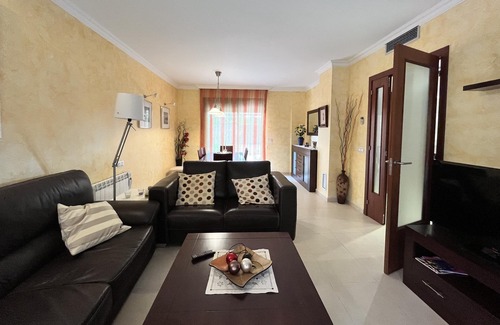 Cambrils House | Paul Cézanne - Three Bedroom House, Sleeps 6