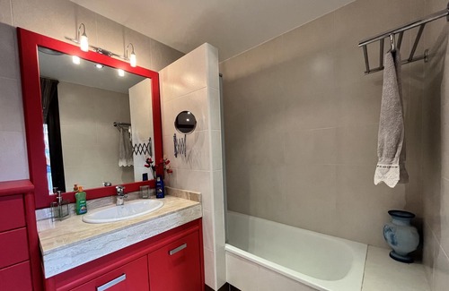 Cambrils House | Paul Cézanne - Three Bedroom House, Sleeps 6