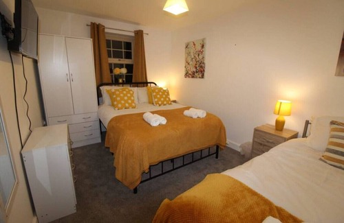 Sutton-in-Ashfield House | Pavement House - Sutton- In- Ashfield