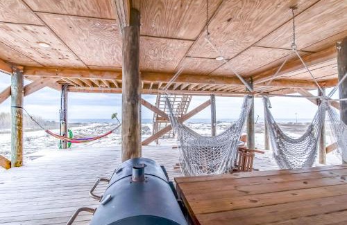 Dauphin Island House | Paws-a-While