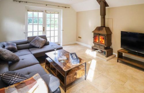 Boston House | Paws In The Pines