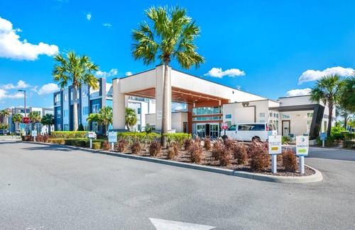 Reunion Hotel | Peaceful Condo near Disney with Resort & Waterpark Access - B6 - 226