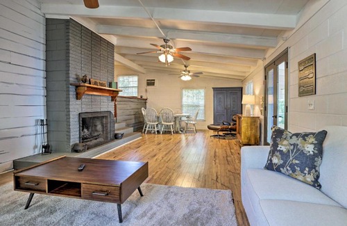 Quincy House | Peaceful Escape with Boat Dock on Lake Talquin!