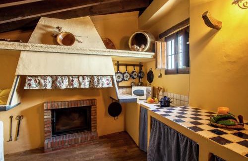 Algarinejo House | Peaceful Farmhouse Retreat