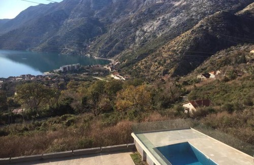 Risan Apartment | Peaceful flat with pool & great view in Risan! - View 9