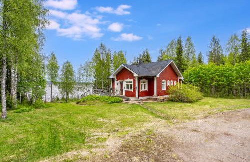 Rovaniemi Apartment | Peaceful Lake Norvajärvi Cottage Hosted by Hygge Host