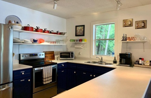 Bracebridge Cottage | Peaceful lakefront Paradise in Bracebridge Muskoka