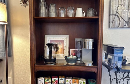 Baywood-Los Osos Apartment | Peaceful Suite by the Bay Pet-Friendly