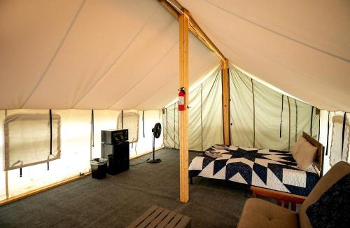Logan Other | Peaceful Tented Cabin with Fire Pit and Fantastic Sights in Logan, Ohio
