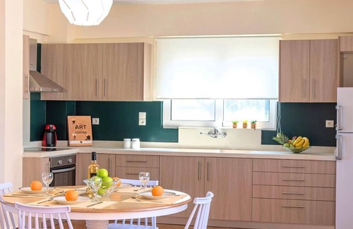 Filaki House | Peaceful Villa in Kournas,private pool and BBQ,up to 6guests