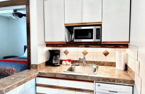 Central Okanagan Resort | Peachland Beach Resort