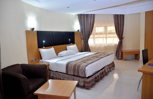 Benin City Hotel | Pearl Hilton Int'l Hotel Limited
