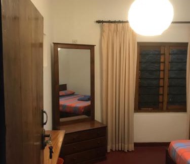 Kandy House | Pearl House