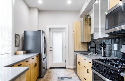 Eckington House | Pearl Light - 10min Walk to Union Market, 2mi to Capitol – 3BR/3BA w/Parking