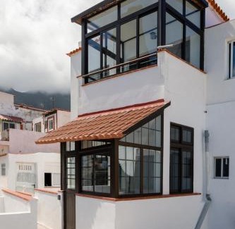 Santa Cruz de Tenerife Apartment | Pearl of Nature: Serenity by the Sea